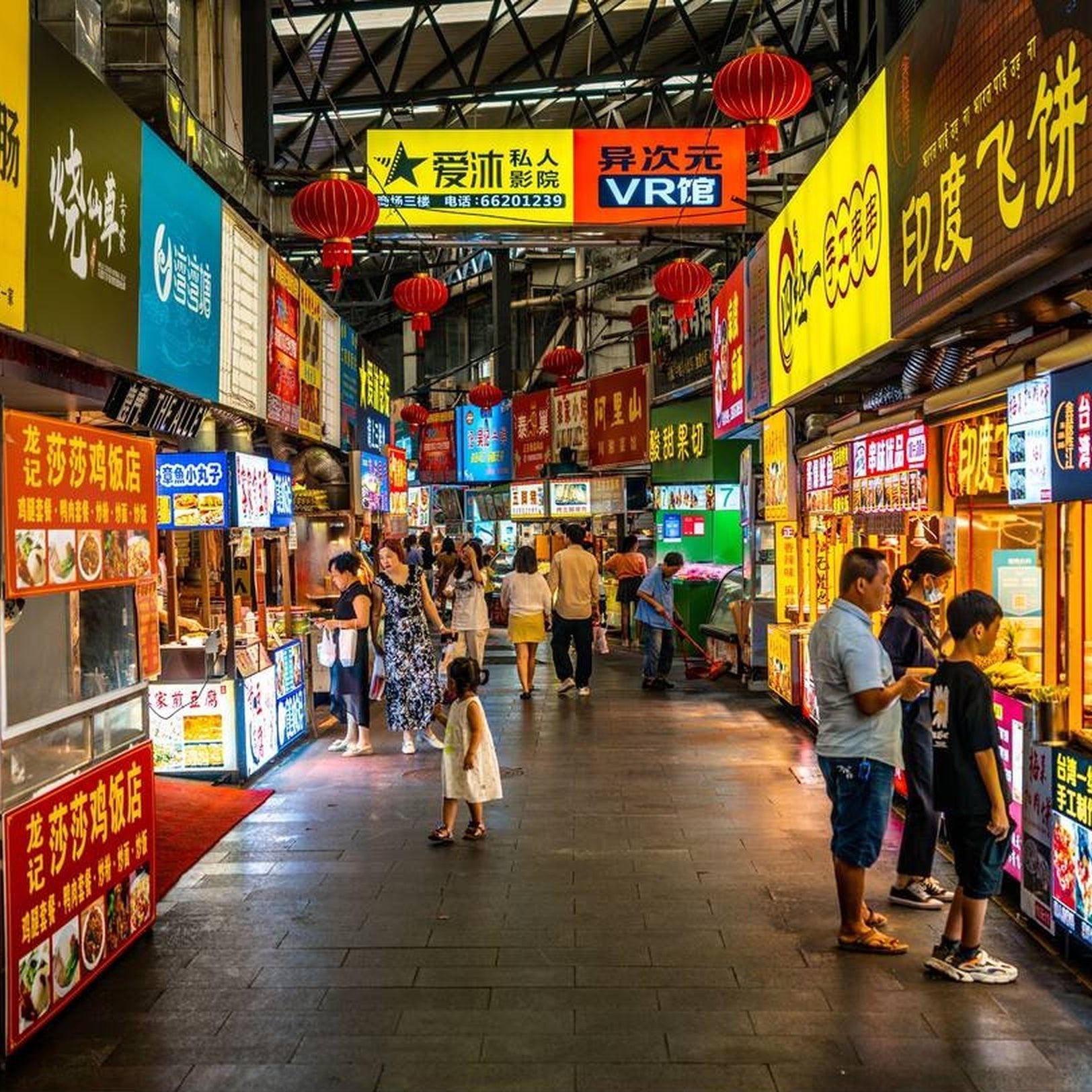 Top 10 Food Streets in Sanya