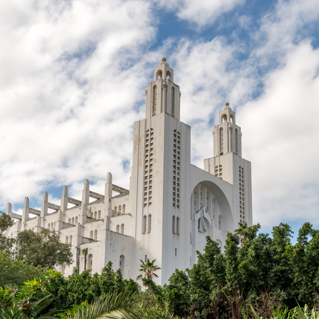 What to do during a 6-12 hour layover in Casablanca? Quick Tour of Hassan II Mosque & the Old Medina